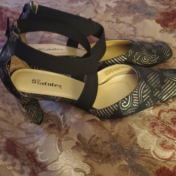 statutes Shoes Womans Shoes Poshmark